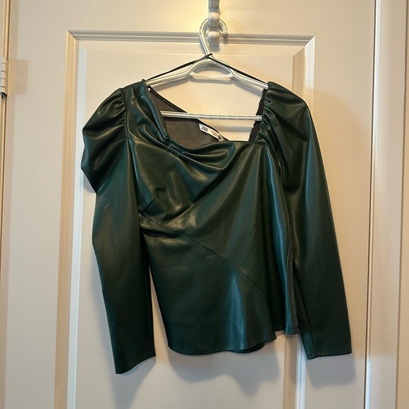 ZARA FAUX LEATHER ASYMMETRIC TOP - Picture 5 of 8